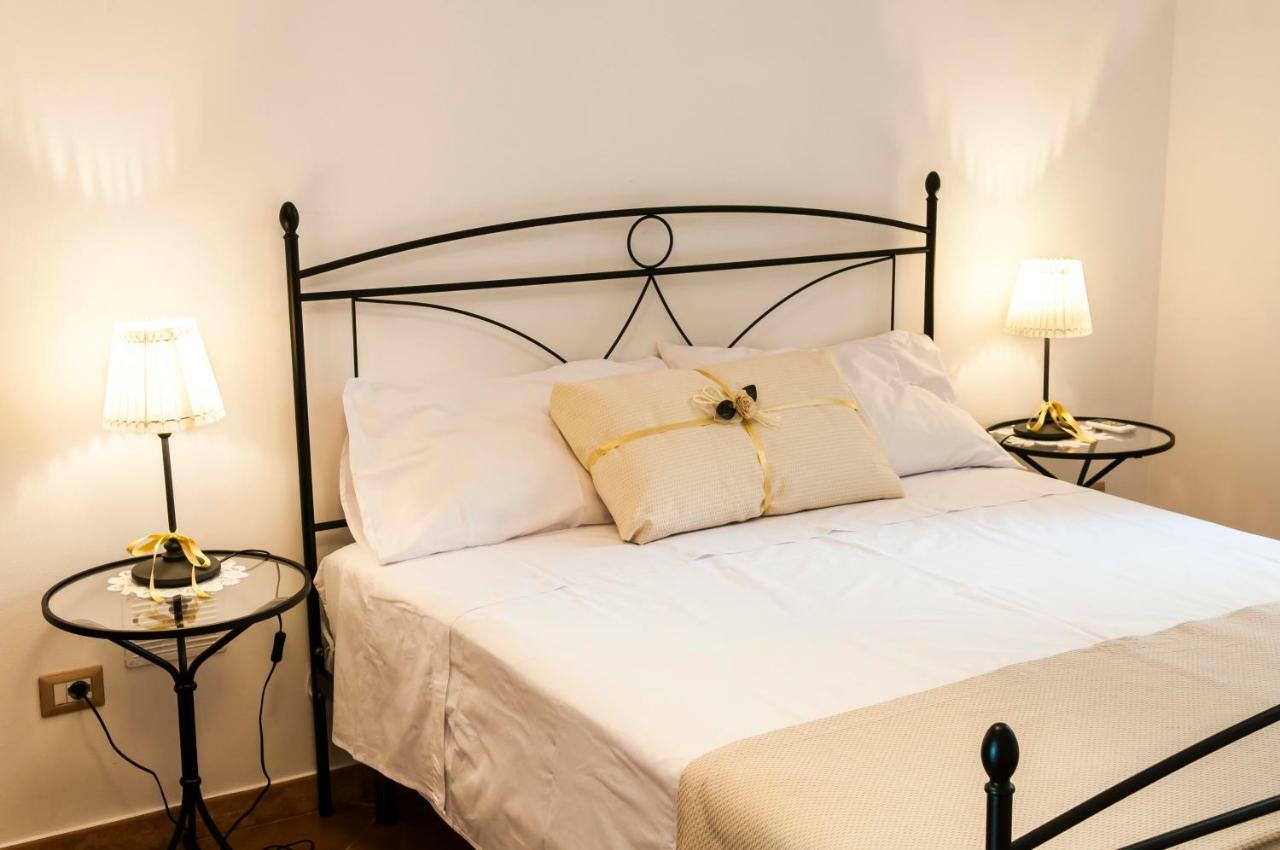 Ninetta Bed & Breakfast Solarino Exterior photo